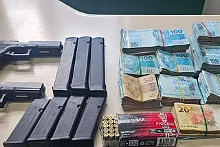 Drogas e armas apreendidas em operação da PF