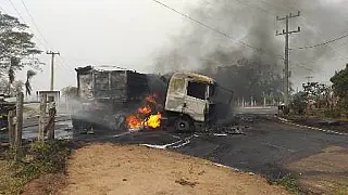 Acidente entre duas carretas deixa quatro mortos em Bela Vista
