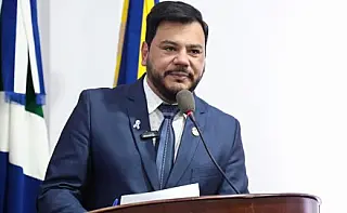 Marcelo Mourão solicita estudo de reestruturação e valorização da carreira dos enfermeiros