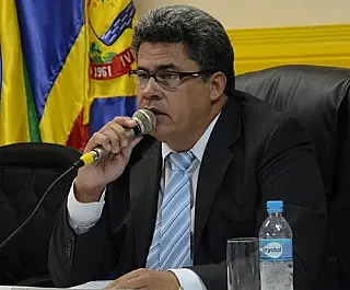 MPE quer que Câmara de Ivinhema anule aumento de salário de prefeito