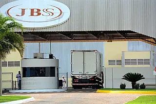 Revisão de incentivos fiscais já cortou benefícios de 37 empresas no Estado