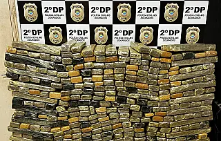 Polícia intercepta carregamento de maconha em dois caminhões que iriam para SP