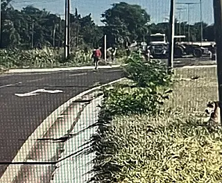 Índios fecham rodovias por falta d'água nas aldeias