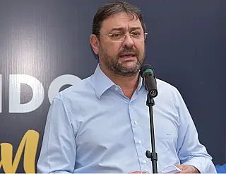 Briga por juros mais baixos