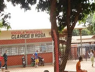 Justiça determina e Prefeitura suspende contratação de professores temporários