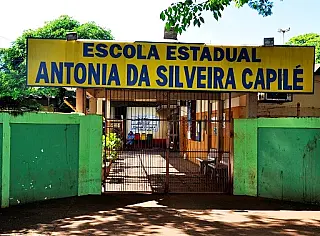 Saúde realiza aplicações de vacina em bairro