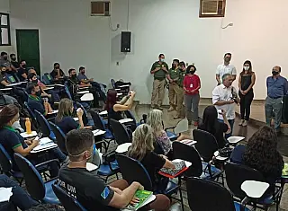 Durante abertura de curso no Detran, autoridades debatem política de mobilidade no Município