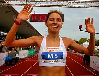 Douradense Gabriela Rocha é campeã da Maratona realizada na Alemanha