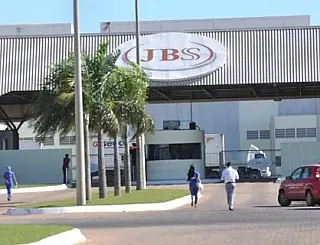 JBS contribui com 7,5% dos empregos no Estado