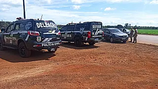 Homem é preso em Dourados transportando cigarros contrabandeados em carro furtado