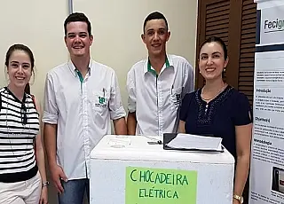 Projeto de alunos de Dourados ganha prêmio na Feira de Ciências do Ifms