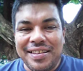 Funeral de Marcelo Humberto acontece na capela da rua Hilda Bergo