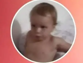 Menino de 2 anos morre após cair em açude