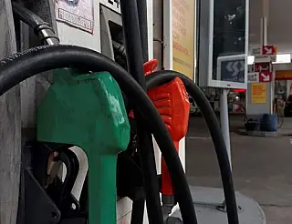 Diesel sobe 14,2% e gasolina, 5,2% a partir deste sábado