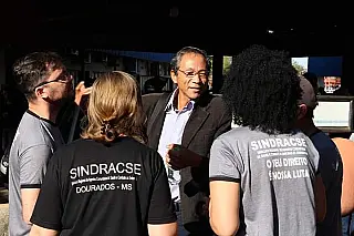 Elias Ishy presta homenagem aos Agentes de Saúde e de Endemias