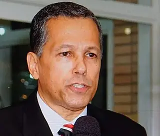 De quem é a culpa pelo excesso de recursos?