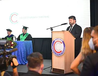 UCP promove ato de formatura em Pedro Juan