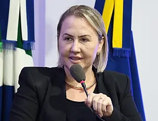 Proposta de Liandra quer cuidar de quem cuida em Dourados