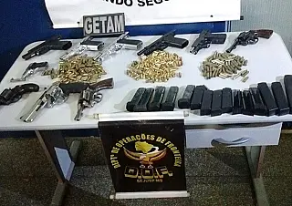 DOF e PM encontram armas enterradas em área ocupada por ciganos