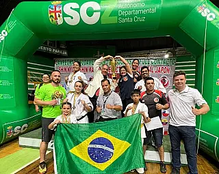 Douradenses se destacam em campeonato de karatê