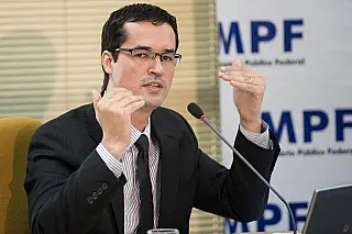 Sociedade precisa 'tomar posição firme' contra pressões políticas, diz coordenador da Lava Jato