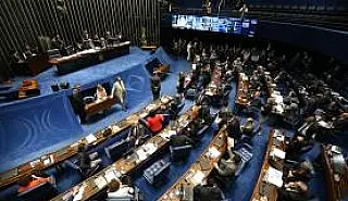 Senadores rejeitam os destaques da oposição e aprovam PEC dos Gastos