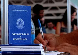 Indicador da FGV apresenta melhora no mercado de trabalho