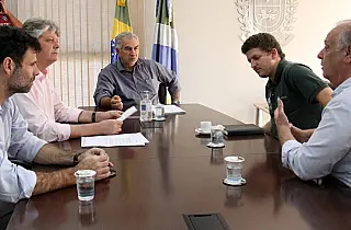 Governo isenta ICMS do cavaco de madeira