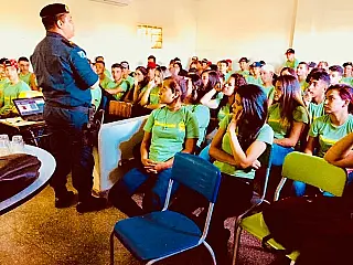 Projeto contra as drogas beneficia 1400 alunos da escola Vilmar