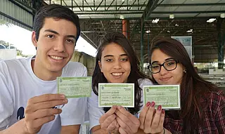 Unicef incentiva adolescentes a tirar título de eleitor