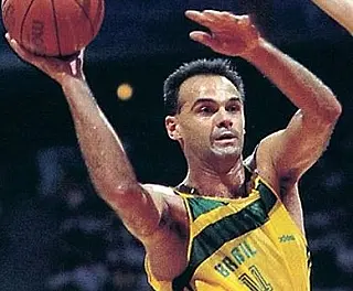 Morre o cestinha Oscar Schmidt