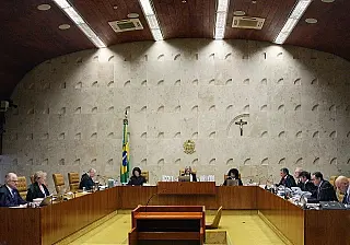 Supremo decide que afastamento de parlamentares depende do Congresso