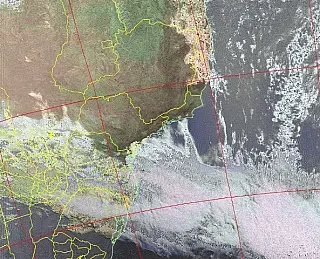Radioamadores douradenses recebem imagens de satélite meteorológico