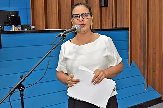 Deputados aprovam projeto de Gleice Jane que reconhece legado