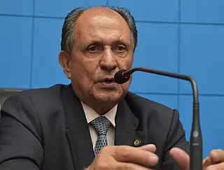 Campanha combate infecções sexualmente transmissíveis