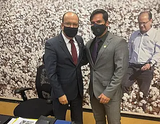 Vereador Dr Diogo agradece Barbosinha pela ajuda de R$ 9,2 milhões para a Funsaud