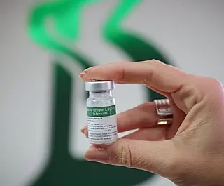 Trabalhadores da Saúde são imunizados contra dengue