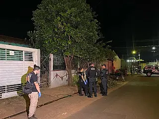 Homem mata mulher e incendeia o corpo