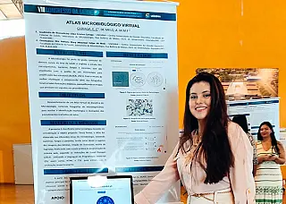 Acadêmica de Biomedicina desenvolve atlas virtual de microbiologia