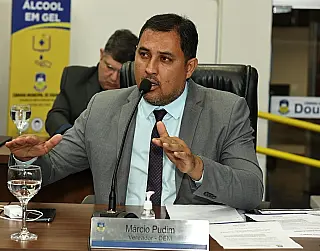 Marcio Pudim cobra coleta seletiva nos distritos