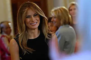 Melania é mais popular do que Donald Trump, diz pesquisa