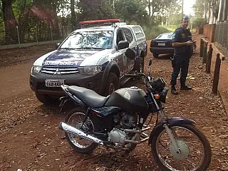 Plantão da PM apreende três por tráfico de drogas em distrito