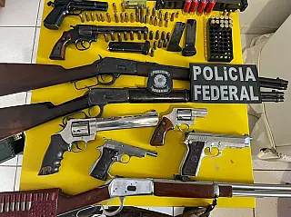Colecionador é preso ao ostentar nas redes sociais armas sem registros