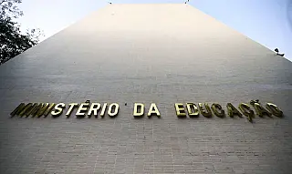MEC lança plataforma virtual para formação de professores
