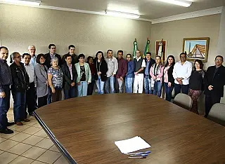 Délia Razuk destaca importância do Conselho de Saúde para Dourados
