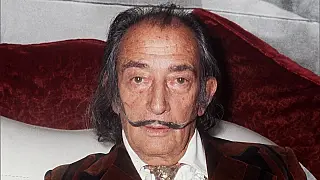 Exumação revela bigode intacto do pintor surrealista Salvador Dalí