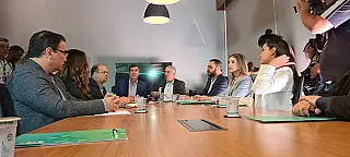 Azambuja e Riedel anunciam equipe de transição