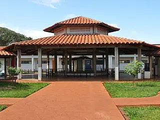 Escola ganha reforma