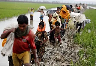 Em 10 dias mais de 87 mil refugiados rohingyas chegaram a Bangladesh, diz ONU