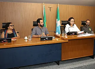 Seminário debate câmeras em salas de aula